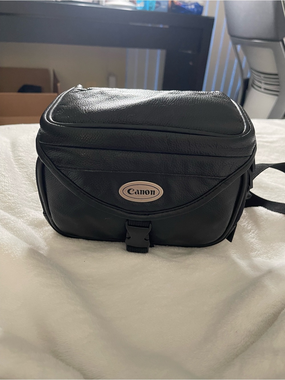Canon Black Compact Camera Pouch with Shoulder Strap